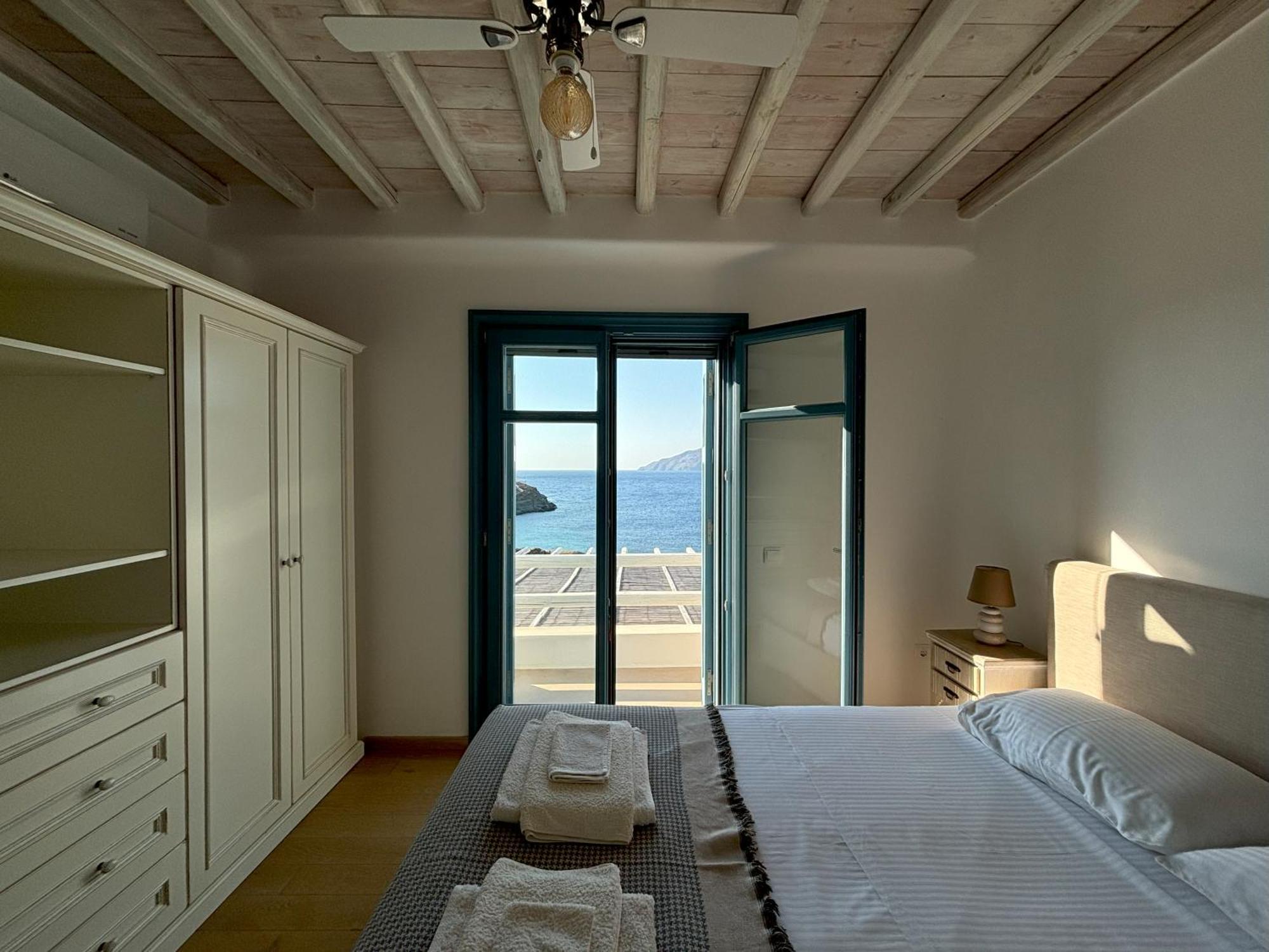 Almyra Yellow Villa كيثنوس المظهر الخارجي الصورة